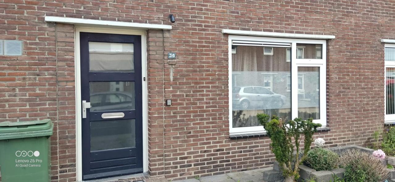 Cozy House In Weert Apartman Kültér fotó